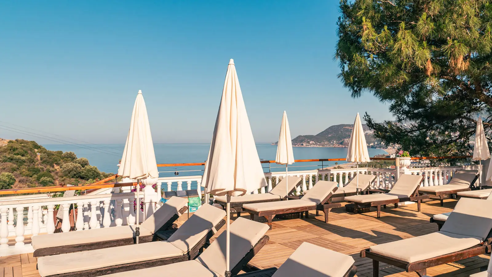 Sunny Hill Alya Hotel